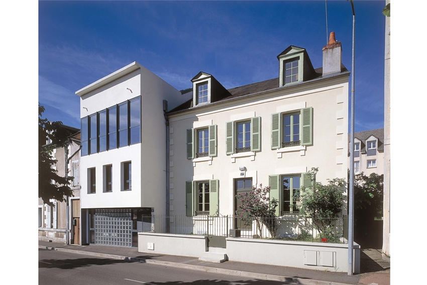 01 Nevers maison restructuration